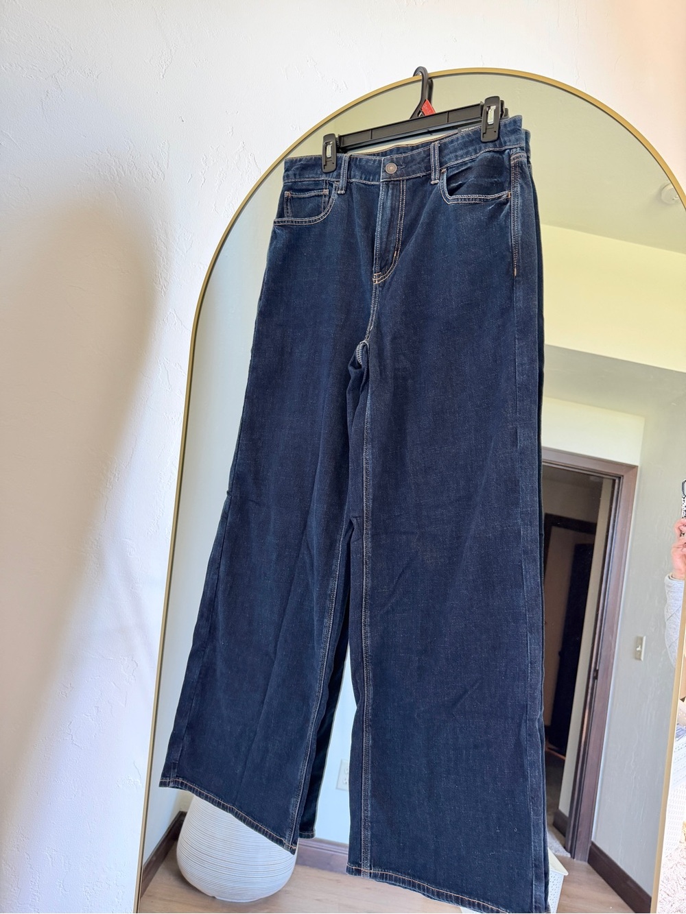 American Eagle Super High-Ride Baggy Wide Leg Jeans